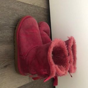 Pink uggs